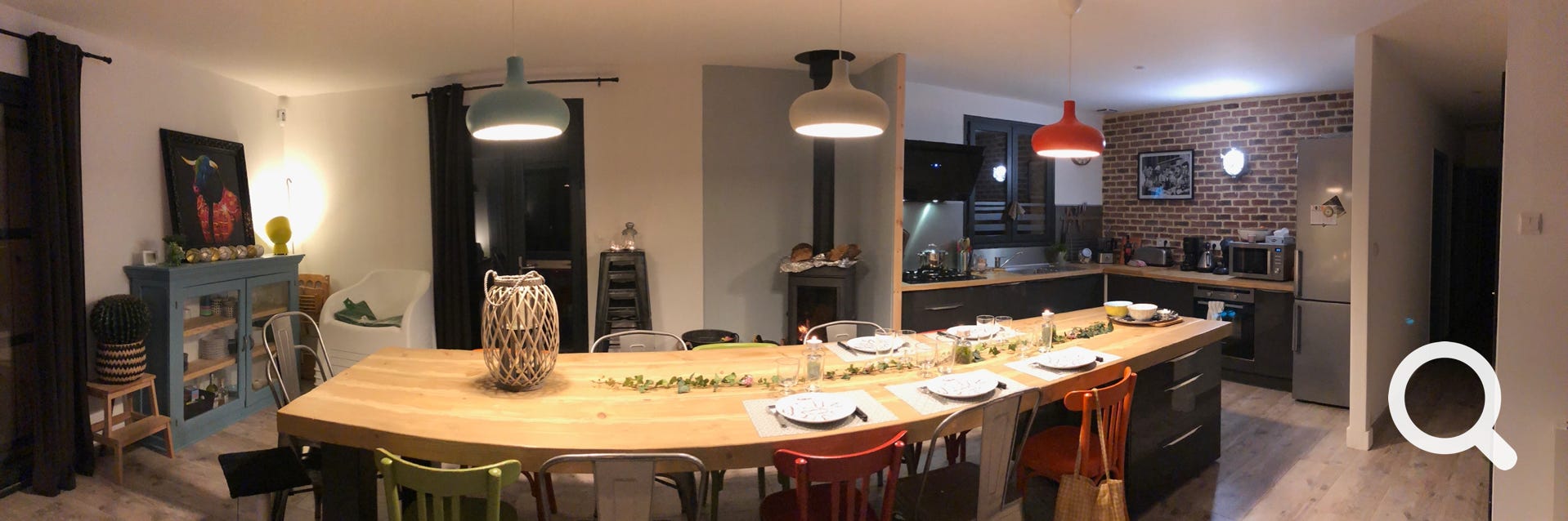 Cuisine ouverte et grande table pour accueillir 10 personnes - Calama Selva - Vitrac - Location saisonnière - Calama Selva - Vitrac proche Sarlat - Dordogne